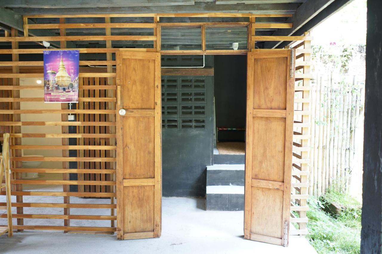 Pickbaan Hostel Lamphun Exterior photo